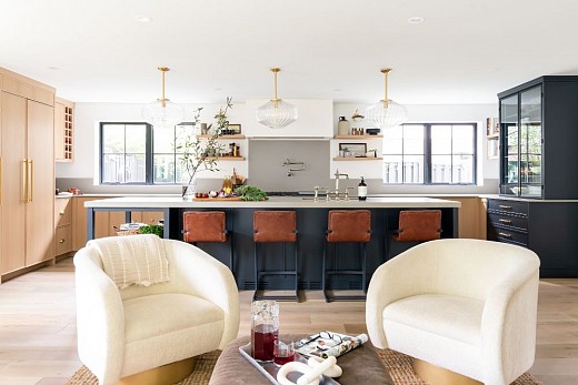 Louise M. / Oakville Review