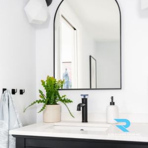 How to Make Your Guest Bathroom a Showstopper
