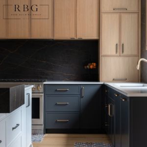 How Custom Cabinetry Changes the Flow of a Kitchen