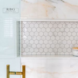Walk-In Shower or Tub: Which Is Better for an Oakville Bathroom Renovation?