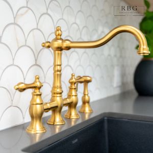 Should You Move Plumbing During a Kitchen Renovation?